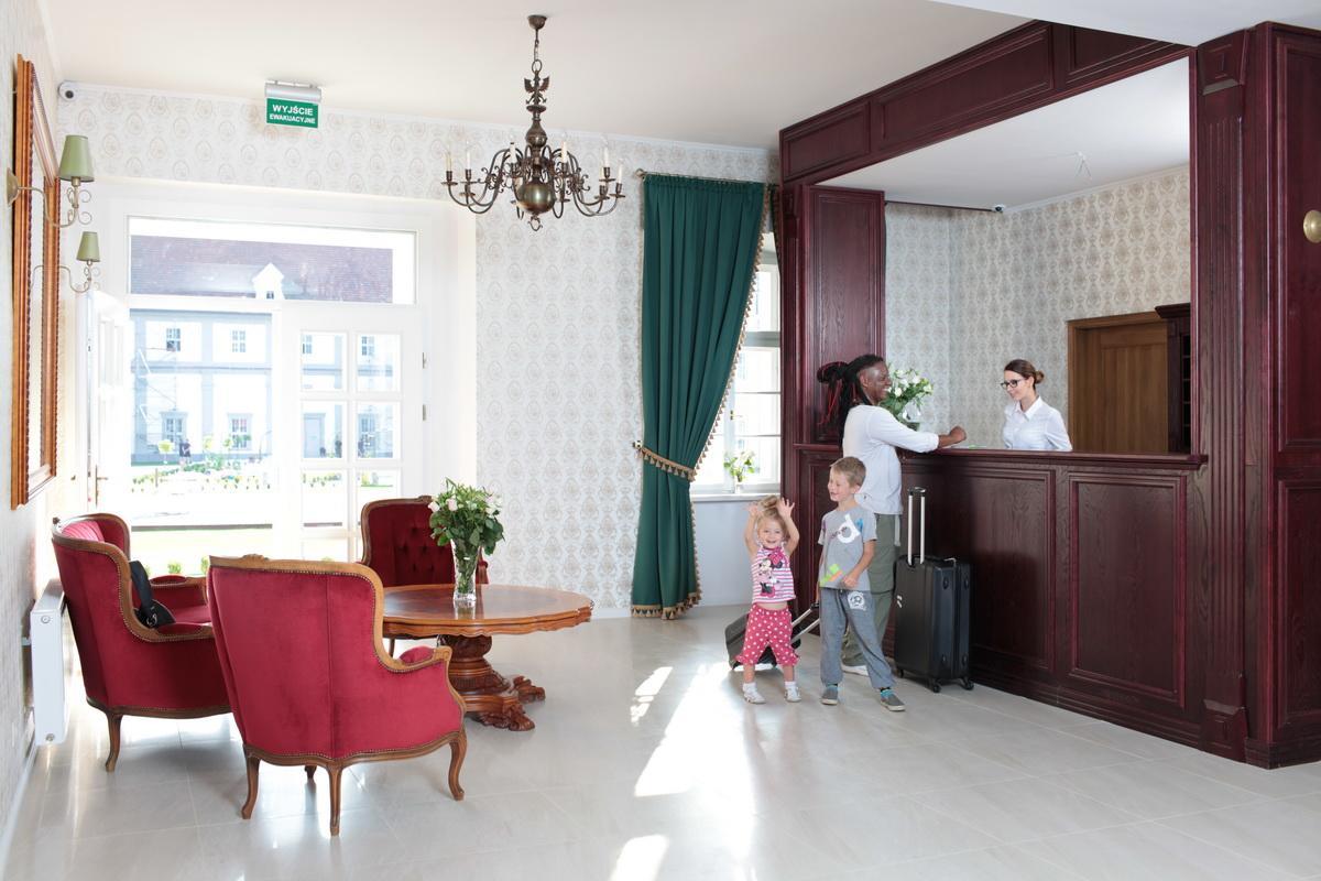 Hotel Court Park Νίσα Εξωτερικό φωτογραφία